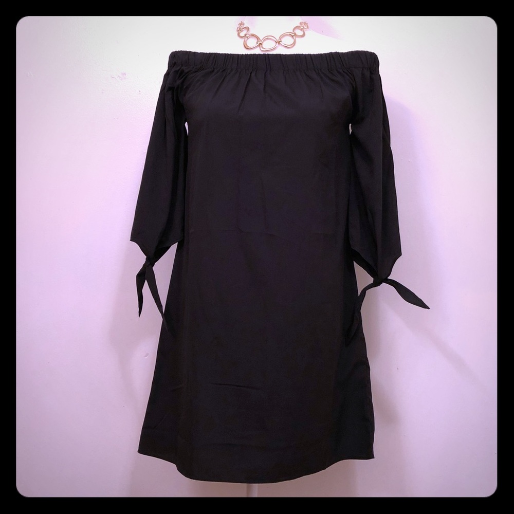 OFF SHOULDER DRESS